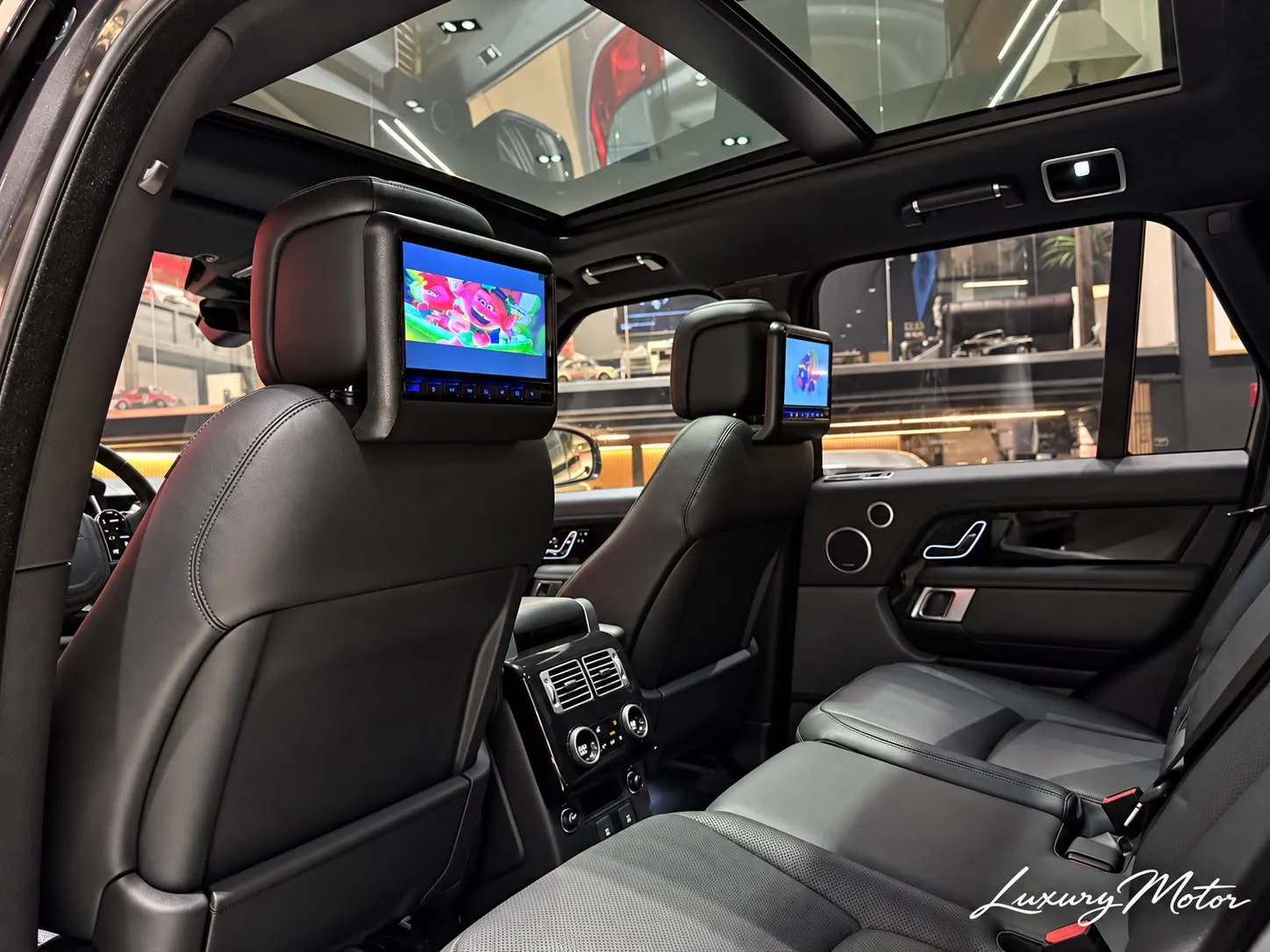 Land-Rover Range Rover Vogue SDV8