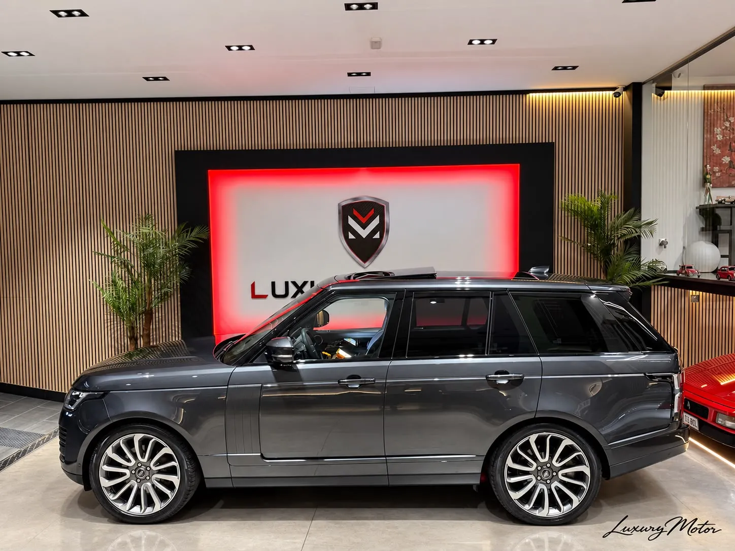 Land-Rover Range Rover Vogue SDV8