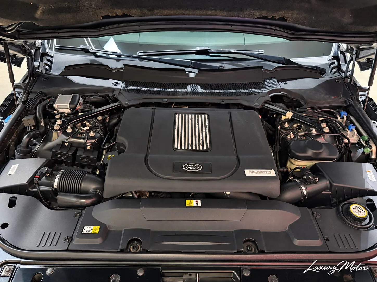 Land-Rover Range Rover Vogue SDV8