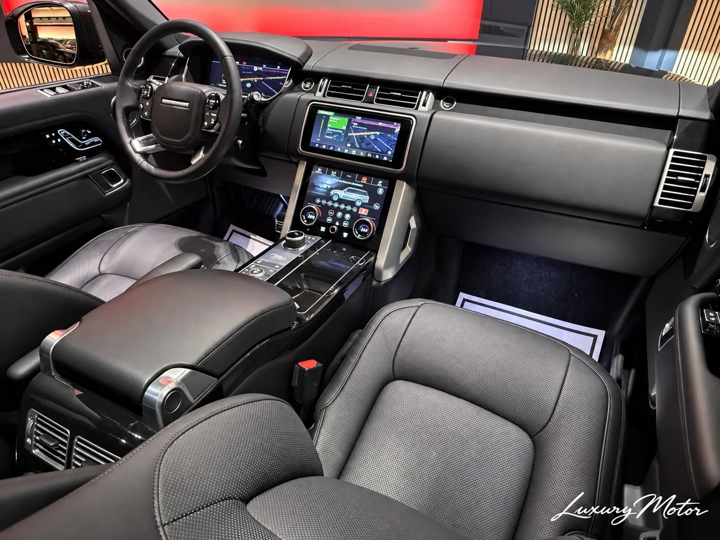 Land-Rover Range Rover Vogue SDV8