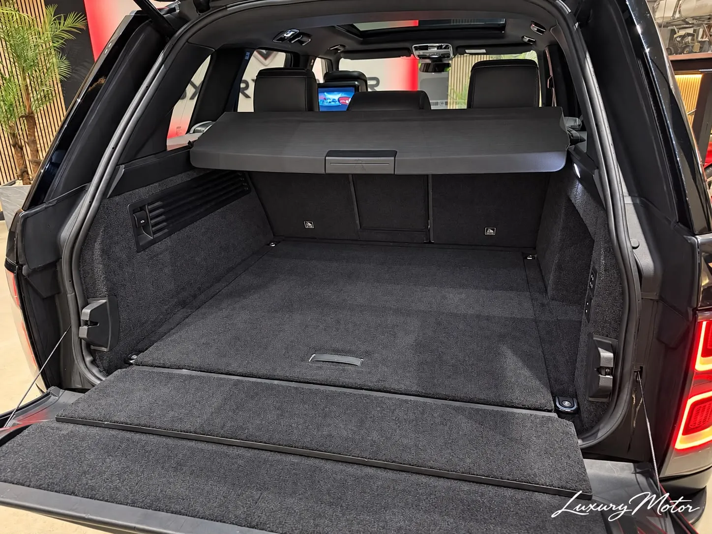 Land-Rover Range Rover Vogue SDV8
