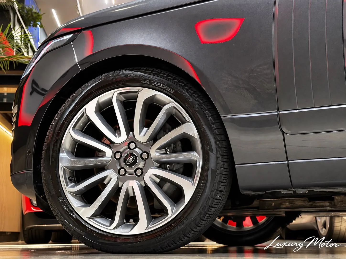 Land-Rover Range Rover Vogue SDV8