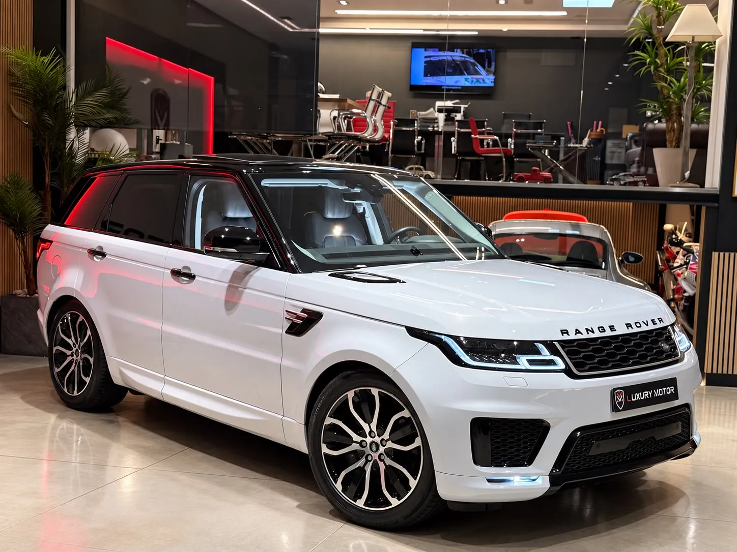 Land-Rover Range Rover Sport Si4 PHEV