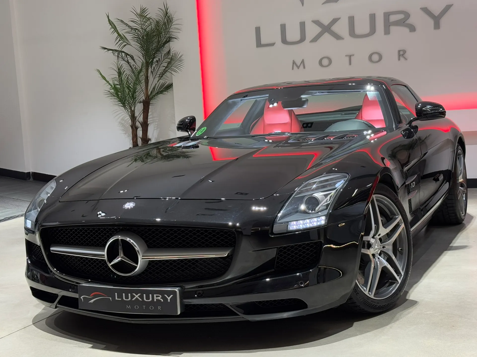 Mercedes-Benz SLS AMG