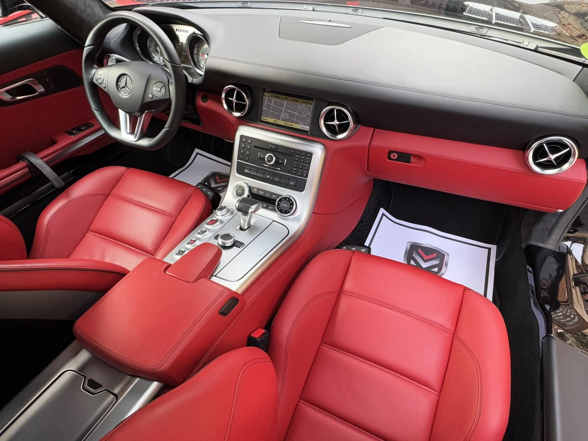 Mercedes-Benz SLS AMG