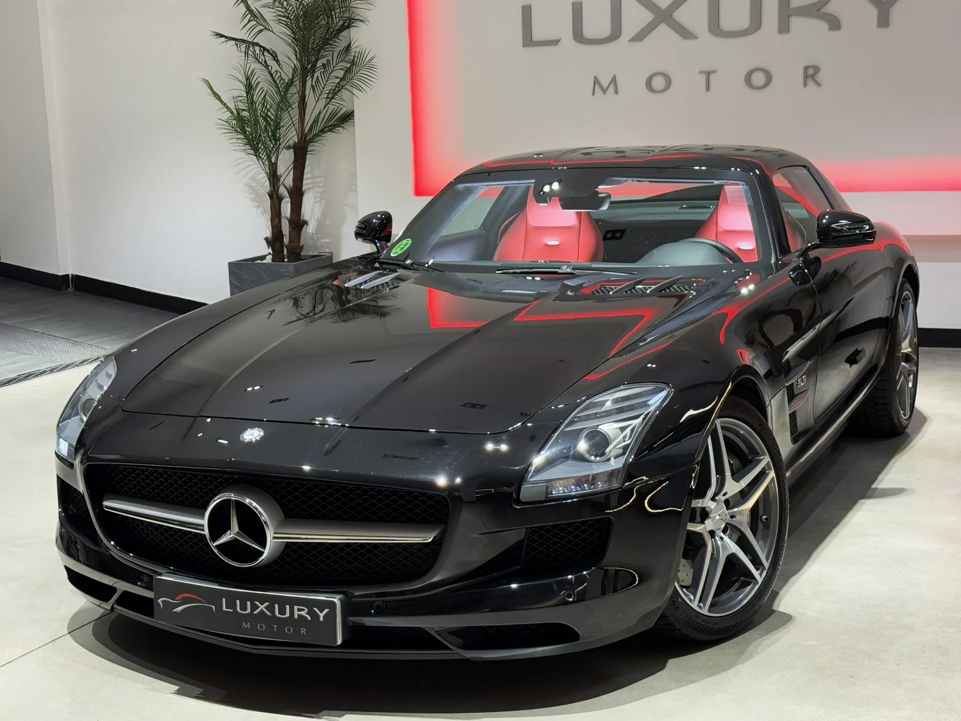 Mercedes-Benz SLS AMG
