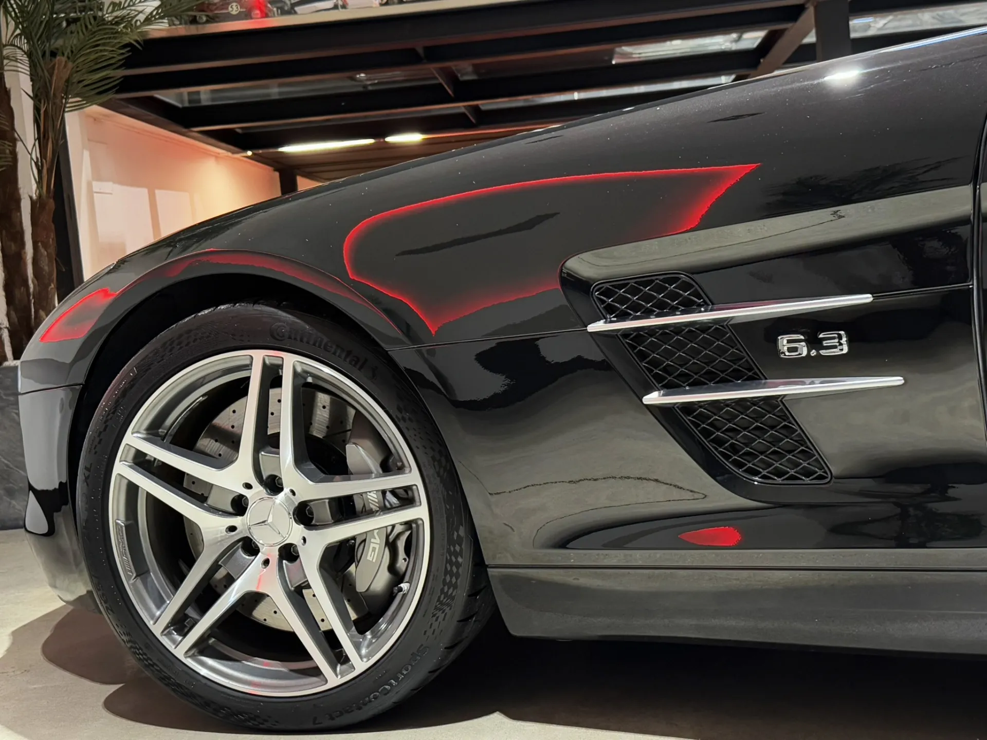 Mercedes-Benz SLS AMG