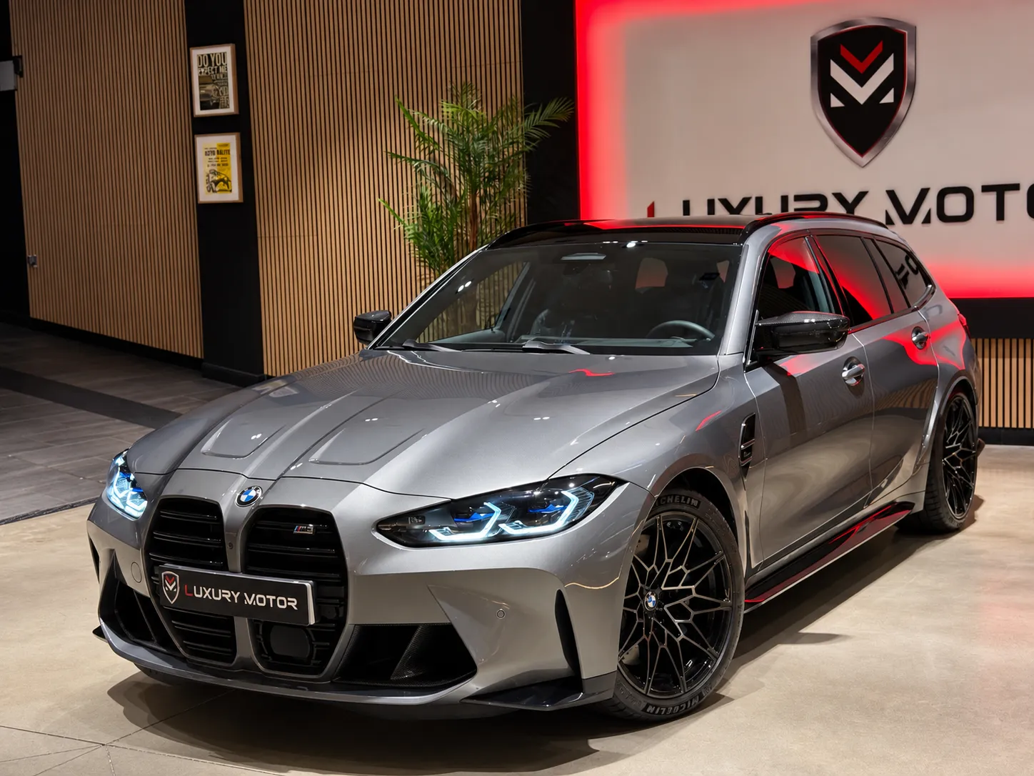BMW Serie 3 M Comp Touring M xDrive
