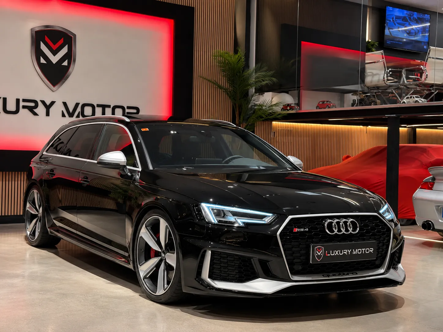 Audi A4 RS4 Avant Quattro