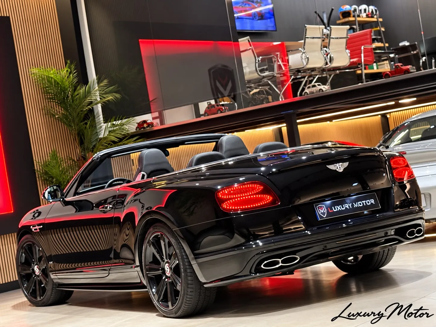 Bentley Continental GT V8 s convertible
