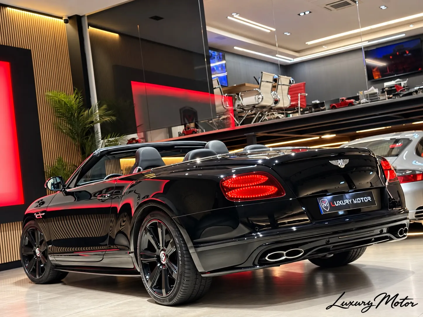 Bentley Continental GT V8 s convertible
